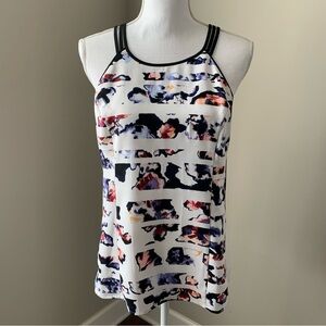 White House Black Market Sleeveless Abstract Top Size Small